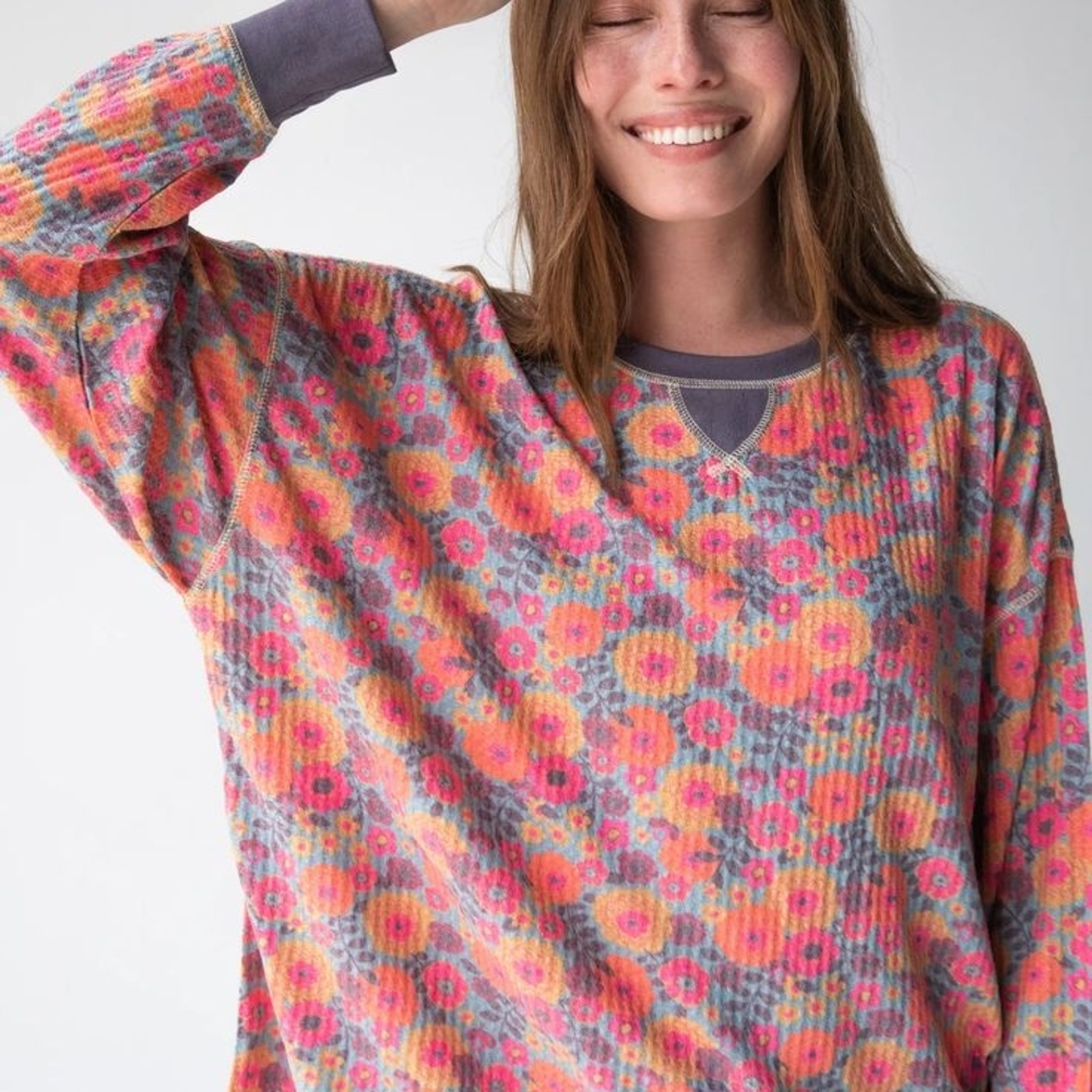 NATURAL LIFE Colorful Floral Long Sleeve Top - Pink and Gray